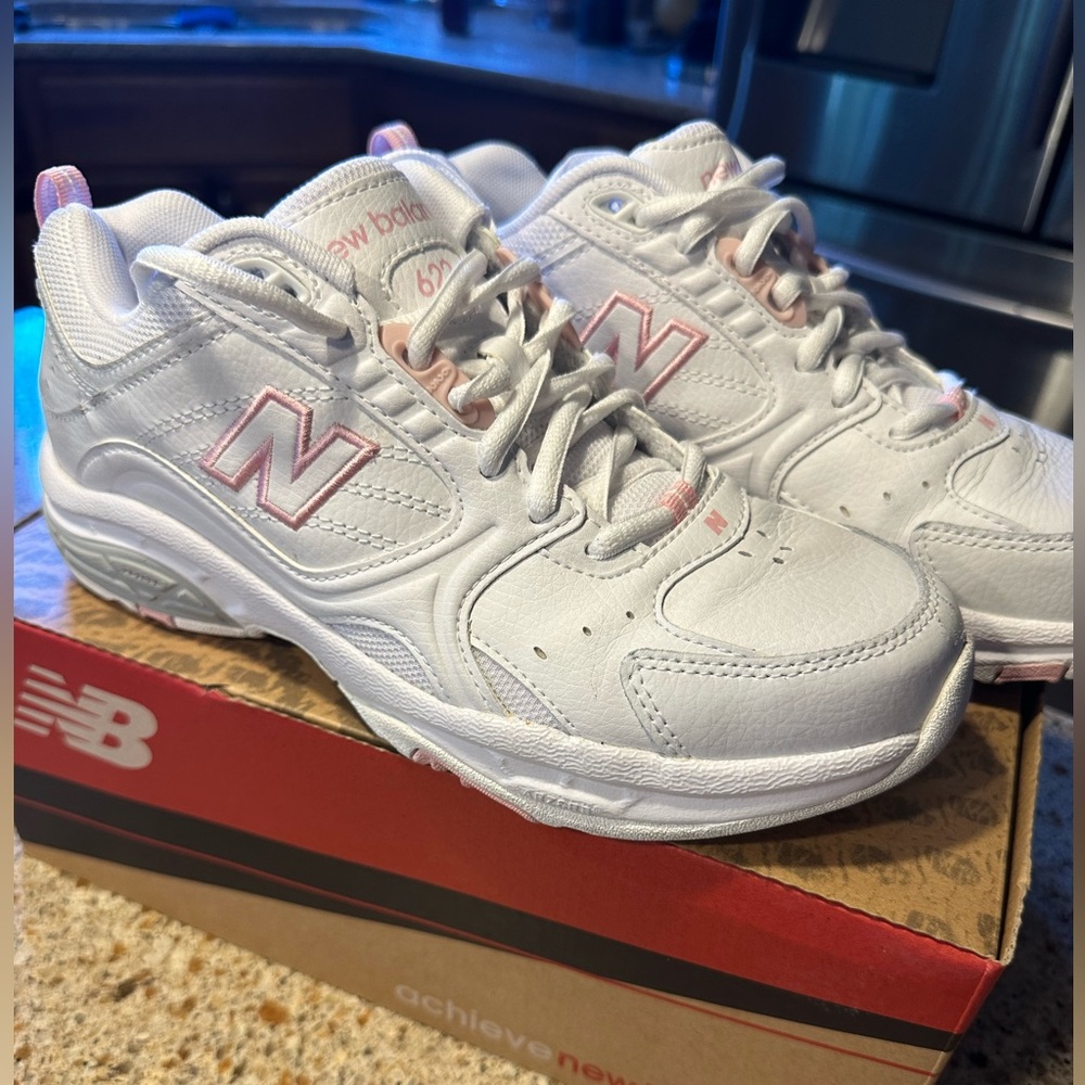 Women’s New Balance
